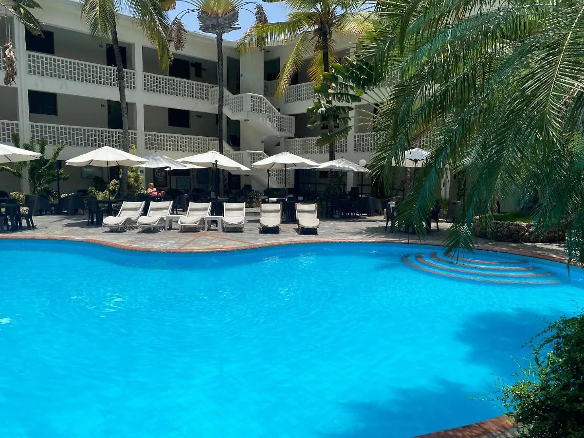 Acuarium Suite Resort La Viva