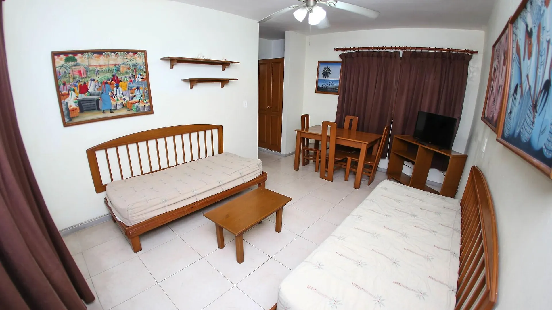 Acuarium Suite Resort Santo Domingo Hotel