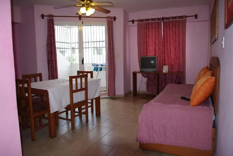 Acuarium Suite Resort Santo Domingo 3*,