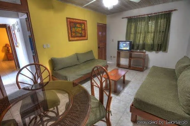 Acuarium Suite Resort Santo Domingo Hotel